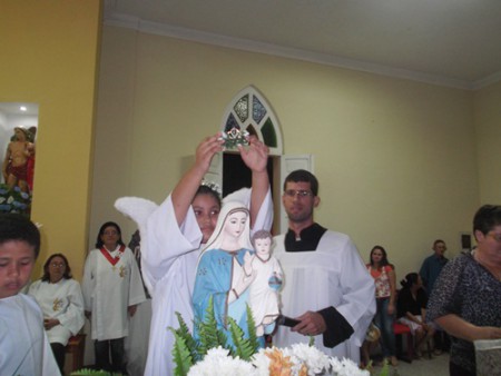 Coroações encerraram mês mariano